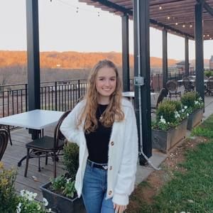 Meet your Posher, Silvia